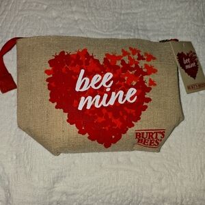 Burt's Bees Bee Mine Gift Set